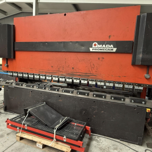 AMADA HFBO 220 t x 4100 8 osi CNC